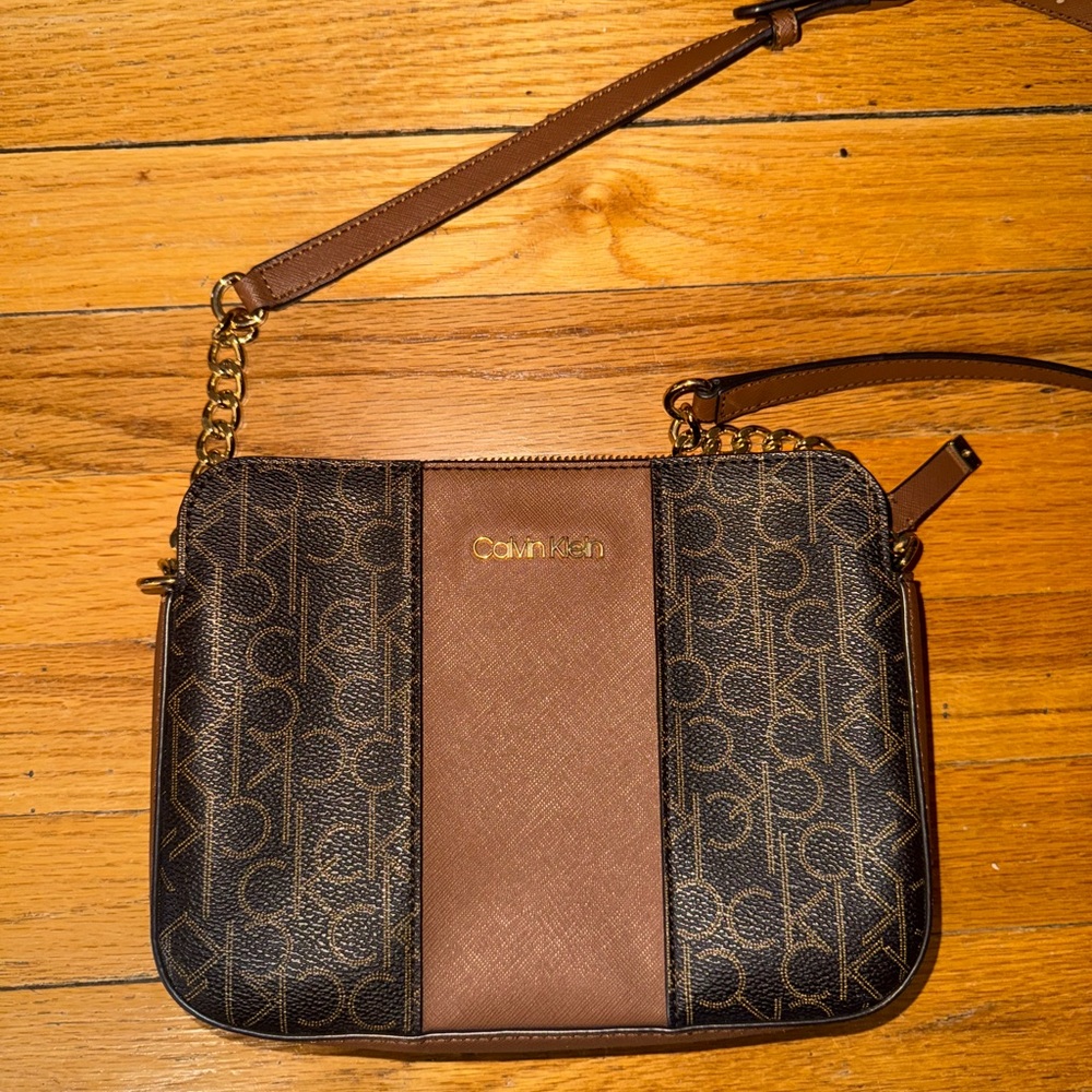 Calvin Klein Crossbody bag